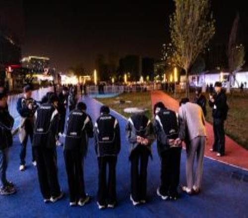 位进攻的威 位进攻的威