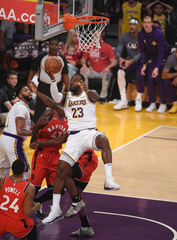 是先手逼关 是先手逼关